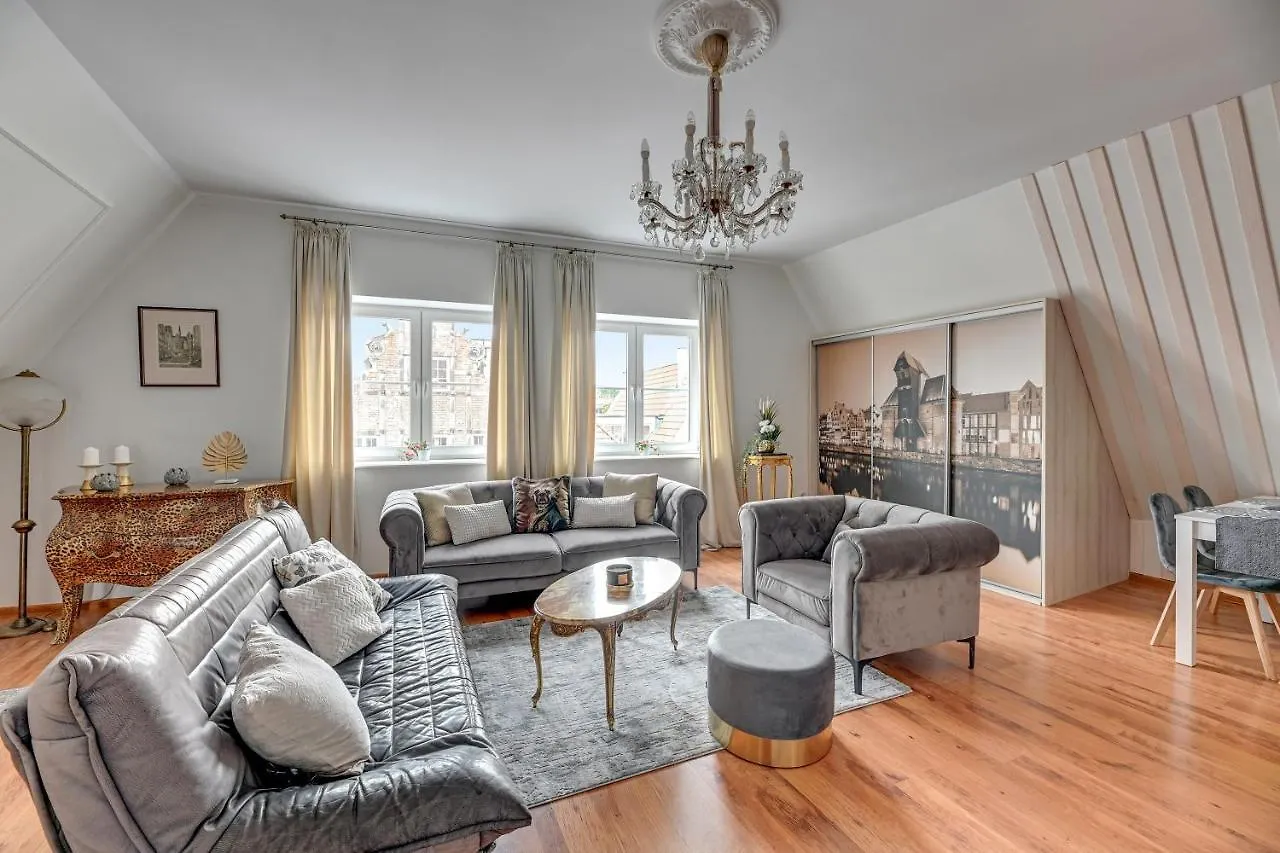 Dom & House - Apartments Old Town Ogarna