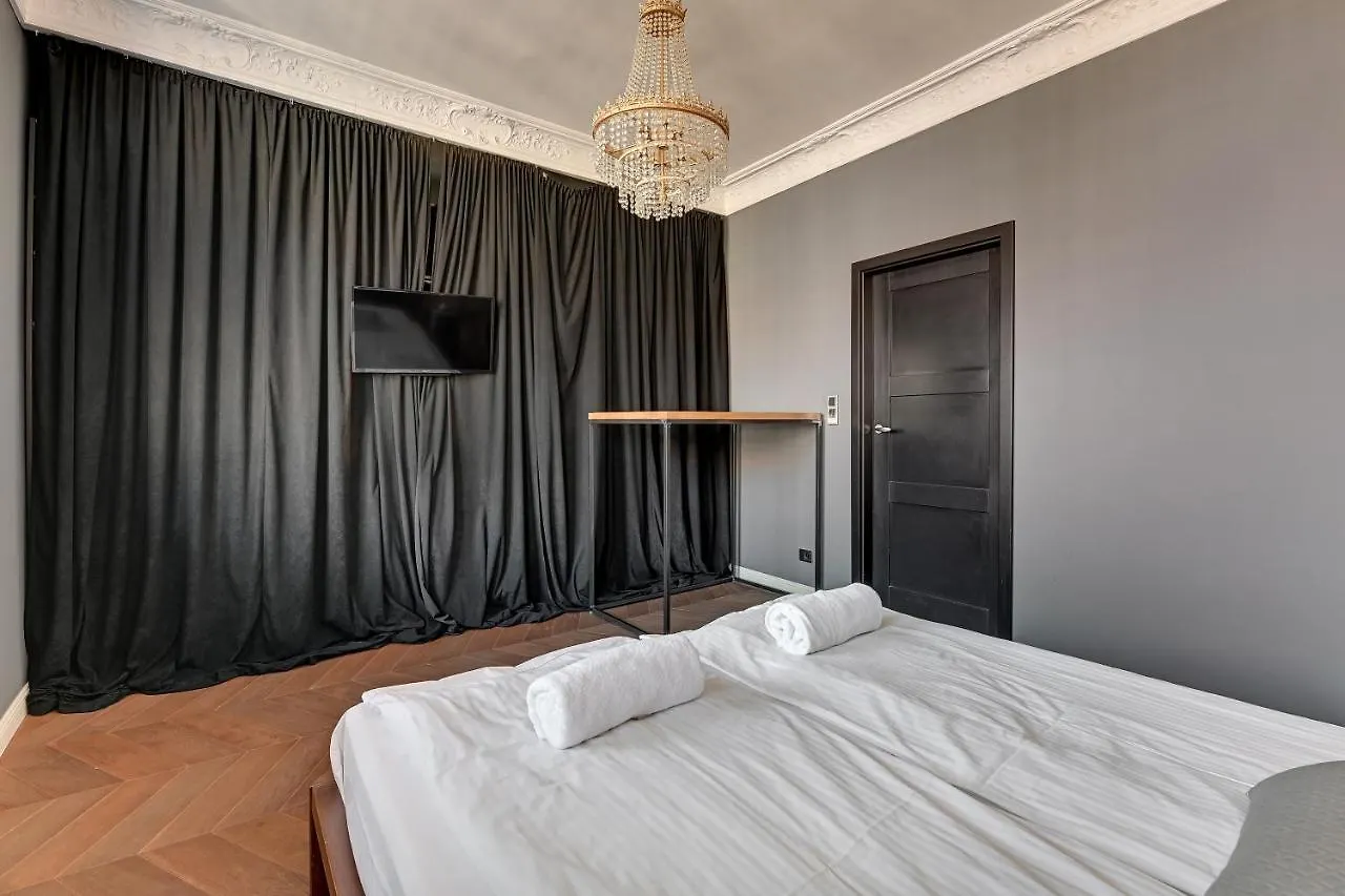 Dom & House - Apartments Old Town Ogarna