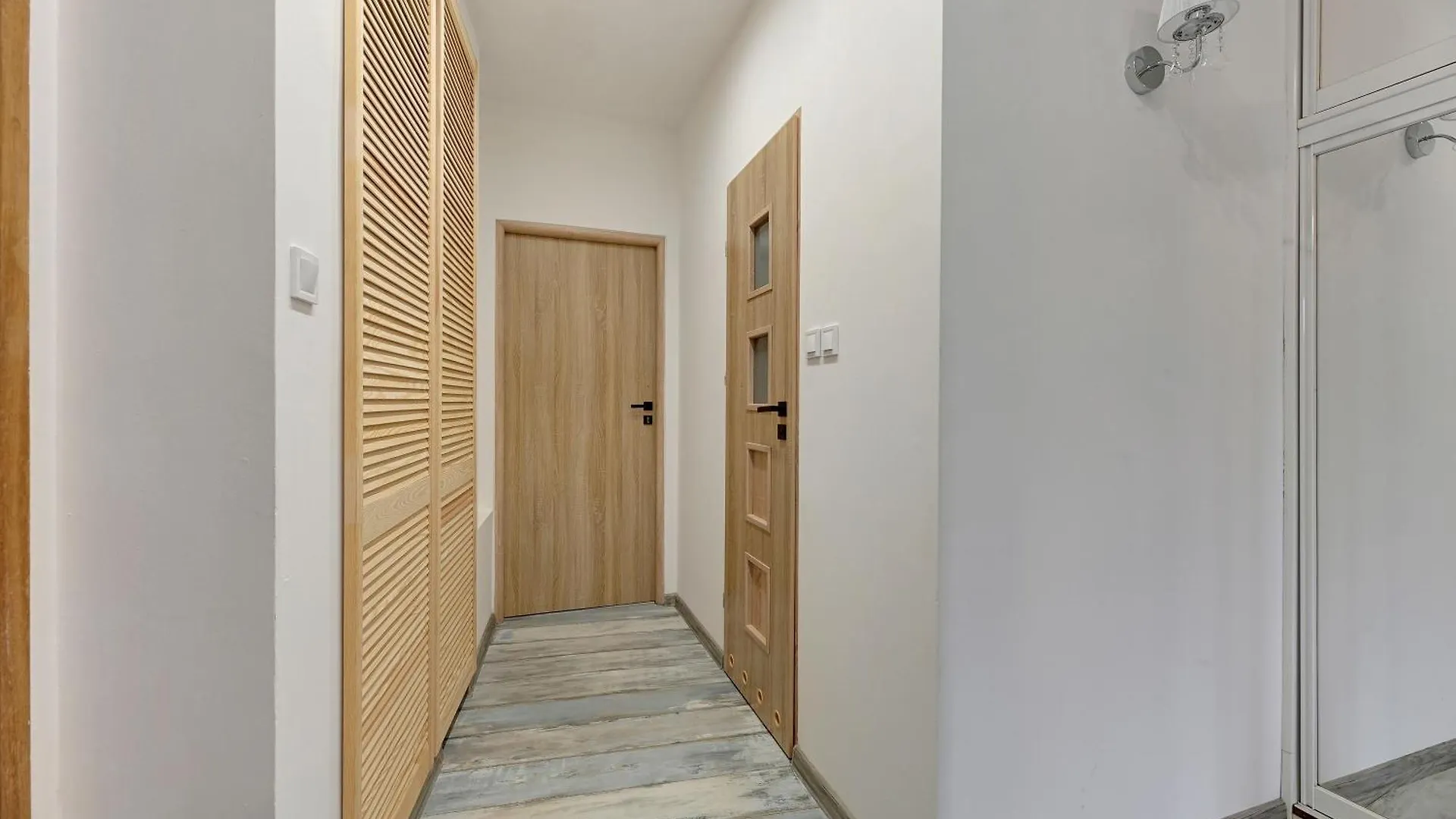 Dom & House - Apartments Old Town Ogarna