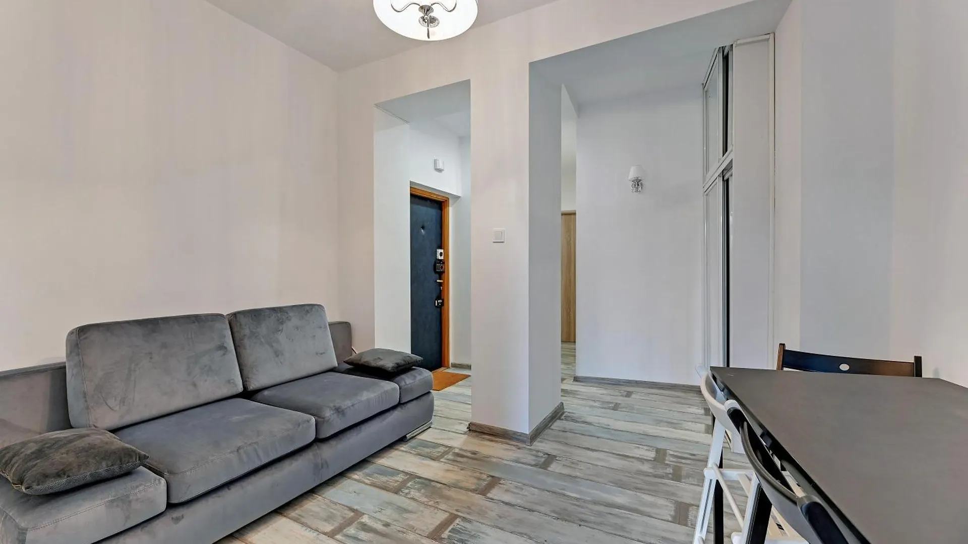 Dom & House - Apartments Old Town Ogarna